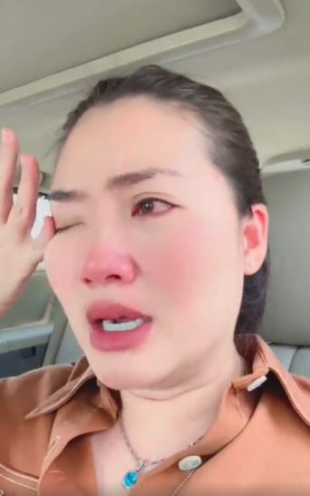 Ngọc Lan không cầm được nước mắt khi cảm giác như bị 'lừa' 7 tỷ đồng (Ảnh: FB Ngọc Lan Nguyễn)